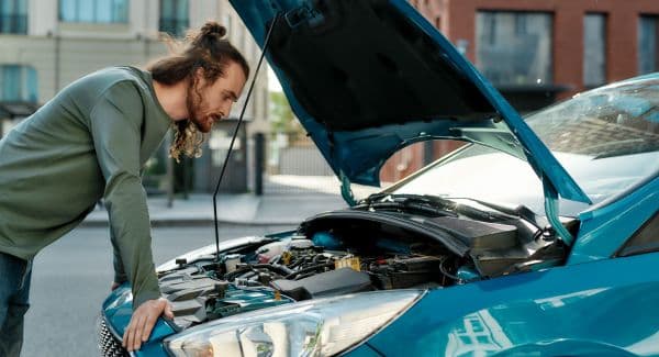 Avoid DIY Auto Repairs and Trust the Pros: Here's Why